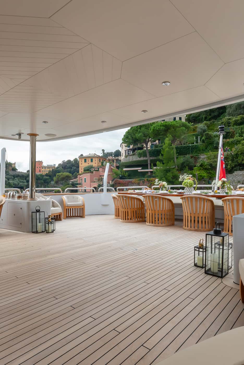 Isabell yacht dining area